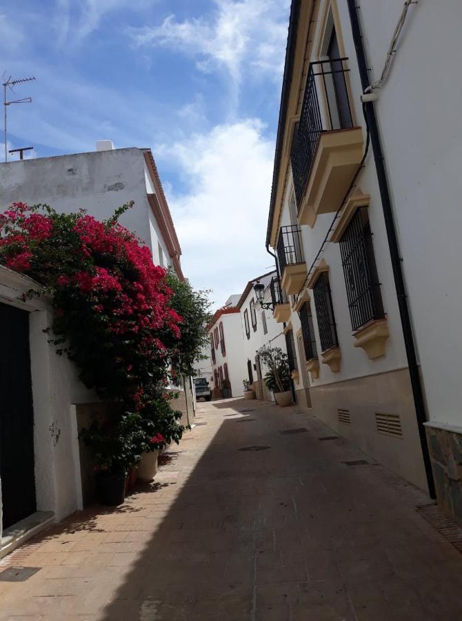 Beautiful Apartment In Duquesa Suites And Gardens Castillo de Sabinillas Exterior photo